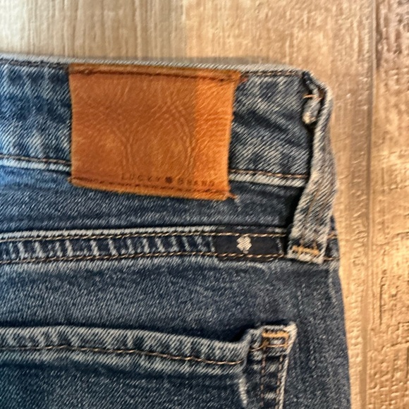 Lucky Brand Distressed Blue Jeans Size 4 - Picture 4 of 7